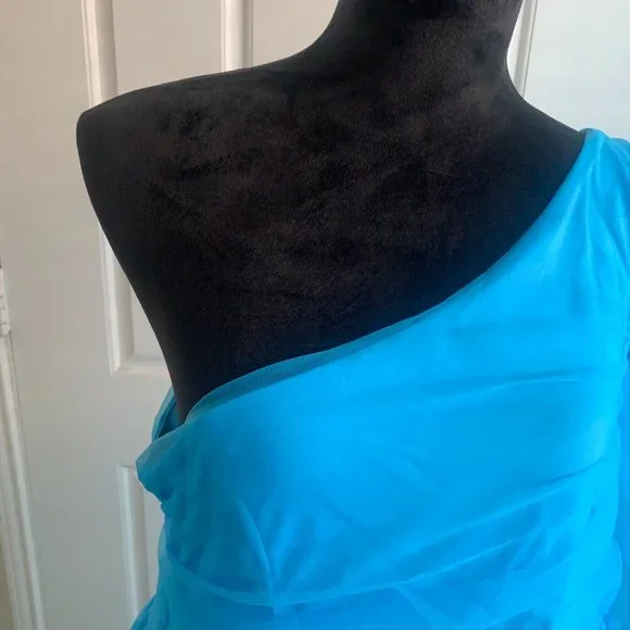 One Shoulder Chiffon Evening Gown - Picture 4 of 6